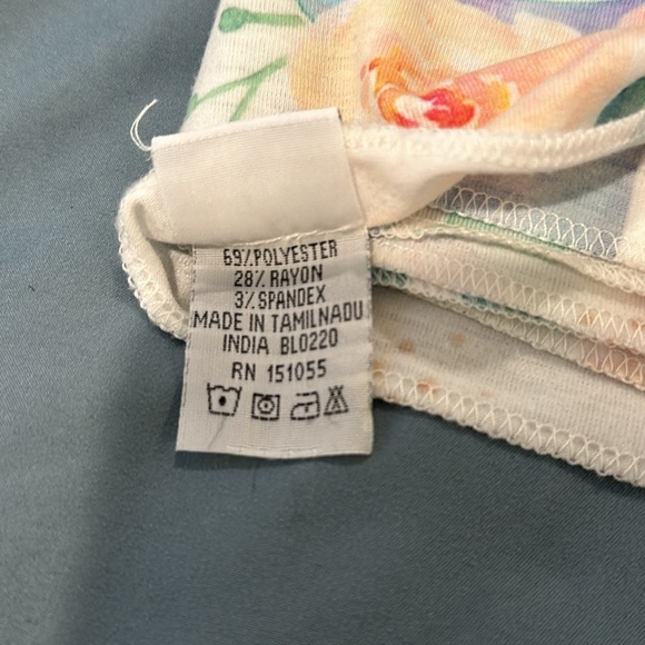 Copper Pearl - Rayon  Blend swaddle blanket. Design: Bloom - Picture 3 of 4